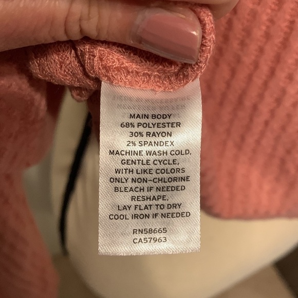 𝅺Abound Thermal Top - Picture 8 of 8